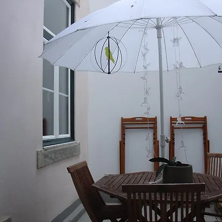 Look In At Alfama To Graca * Lisbon