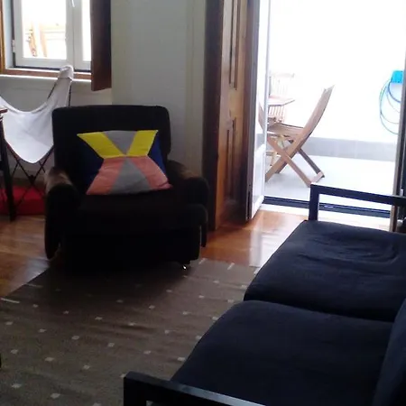 Look In At Alfama To Graca * Lisbon
